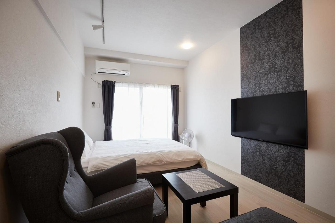 New Normal Hotel In Nago ニューノーマルホテルイン名護 מראה חיצוני תמונה