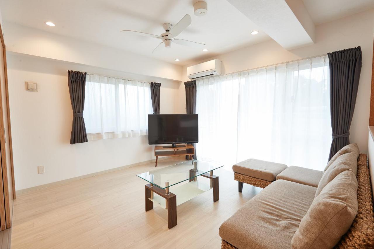 New Normal Hotel In Nago ニューノーマルホテルイン名護 מראה חיצוני תמונה